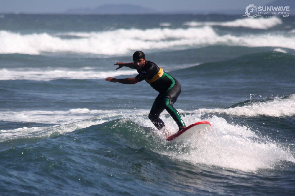 Reef Surfing Autumn Swell Fuerteventura - Surfer Image Gallery 2016.09.13