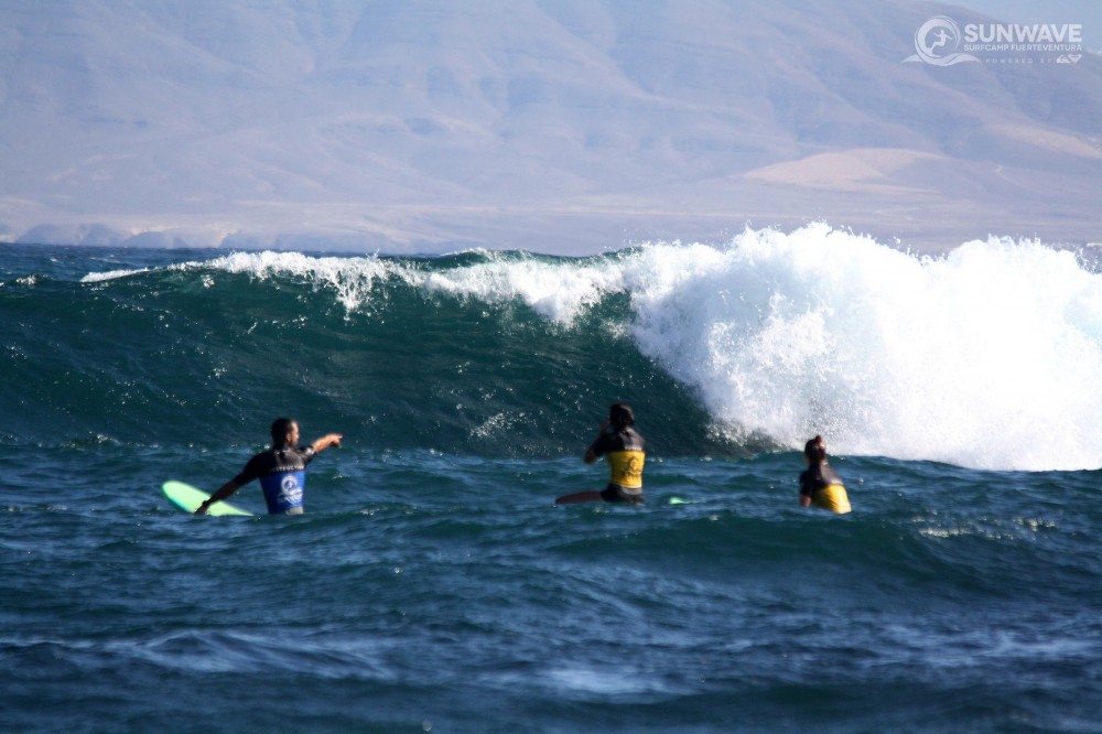 Intermediate Surf Course Corralejo - Surfer Gallery Reef 2016.09.14 (a.m.)